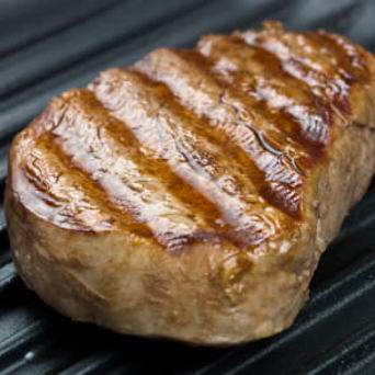 Learn about sheep and how they are farmed | Compassion in World Farming