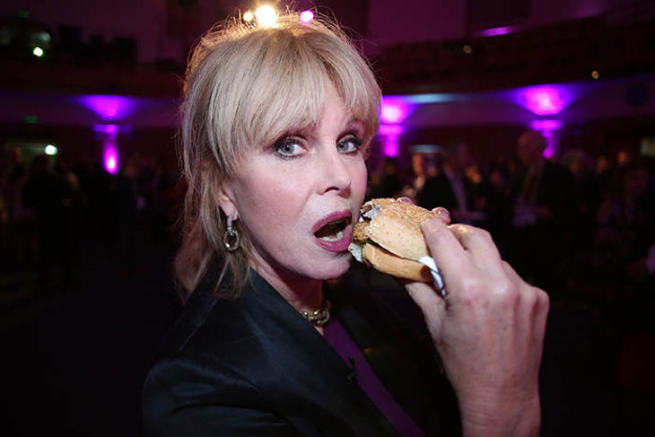 Joanna Lumley eating burger.jpg