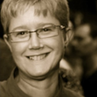 Rev Lindsay Meader
