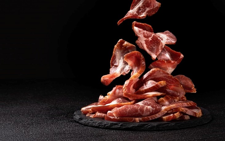 Image of meat on a plate